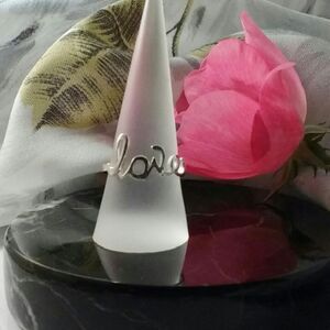 Sterling Silver LOVE Ring Size 7